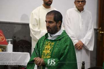Lomo Magullo le da la bienvenida a su nuevo párroco/Francisco Javier Santana.